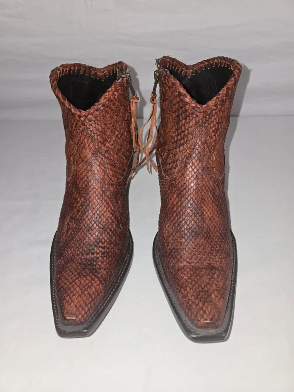 Allens Women's Reptile Embossed Leather Side Zip Snip Toe Western Ankle Boot 8 B
